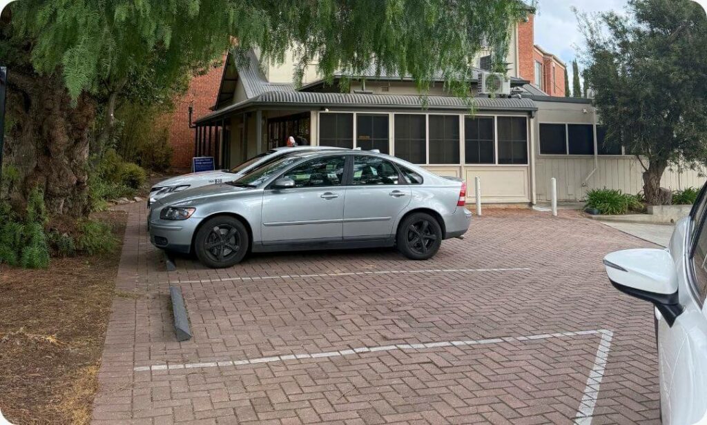 car parking kent town